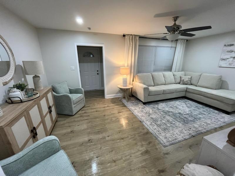 Вилла Charming Springboro House Near Historic Downtown Экстерьер фото