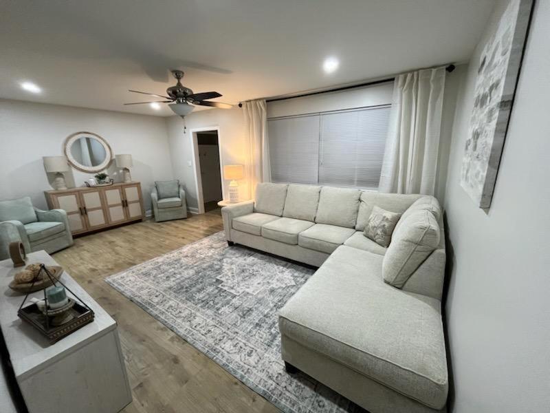 Вилла Charming Springboro House Near Historic Downtown Экстерьер фото